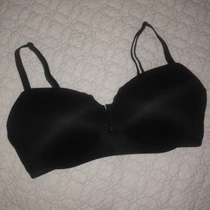 Victoria’s Secret 36DD black plunge push-up bra